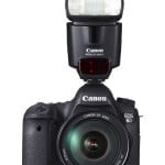 Canon EOS 6D nota de prensa, vídeos hands-on, muestras de fotos en alta resolución y de vídeos 22 EOS 6D FRT SPEEDLITE 430EX II w EF 24 105mm L tcm86 973179